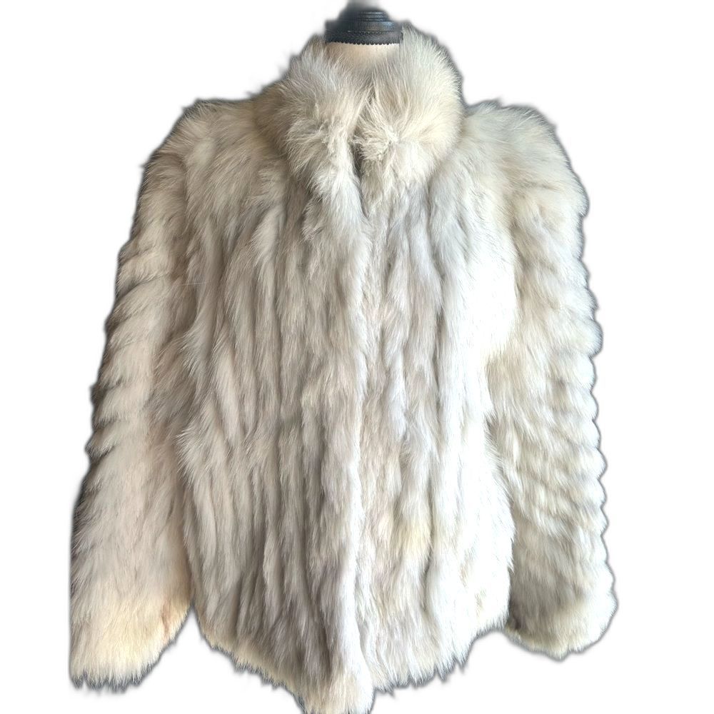 Saga Fox Vintage  100% genuine fur white/gray hook & eye excellent condition Lg